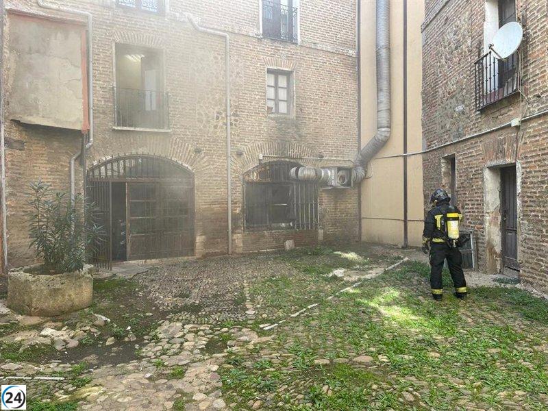 Incendio en bar de León moviliza a Bomberos y Policía Local