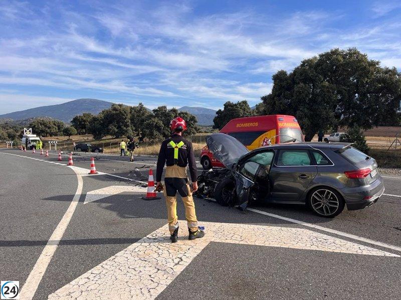 Grave accidente en El Barraco (Ávila): tres personas resultan heridas tras choque frontal y vuelco de un vehículo.