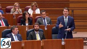 Mañueco encara su segundo debate 'uno a uno' en alianza con Vox el martes.