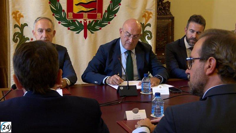 Empresarios se reúnen en la Mesa de la Automoción de Valladolid para garantizar una transición automovilística adecuada