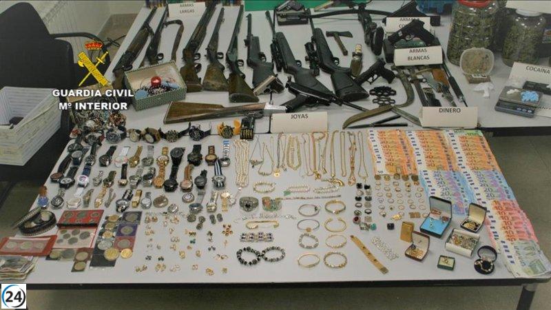 Douze personnes soupçonnées de 40 vols dans des résidences à León